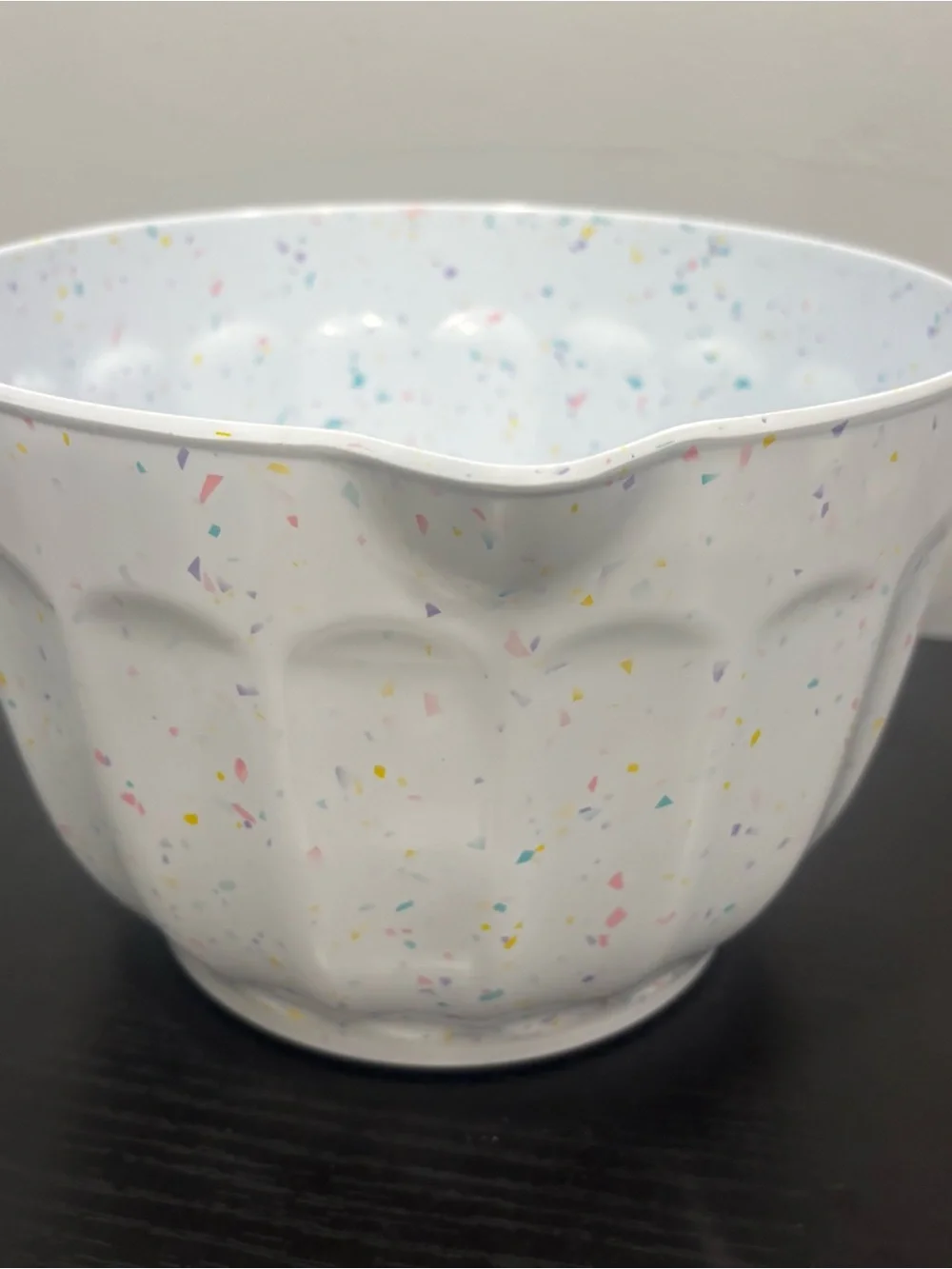 Melamine converter large Speckled White Mixing Bowl with Handle and Pour Spout